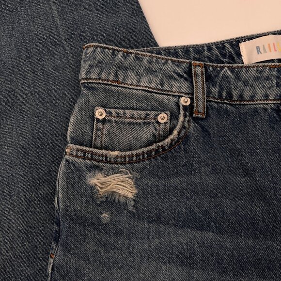 Rails Medium Blue Distressed Wide Leg Jeans Size 29 Raw Hem Cotton Denim - Picture 9 of 16